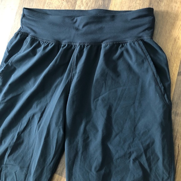 Under Armour joggers - Picture 2 of 5